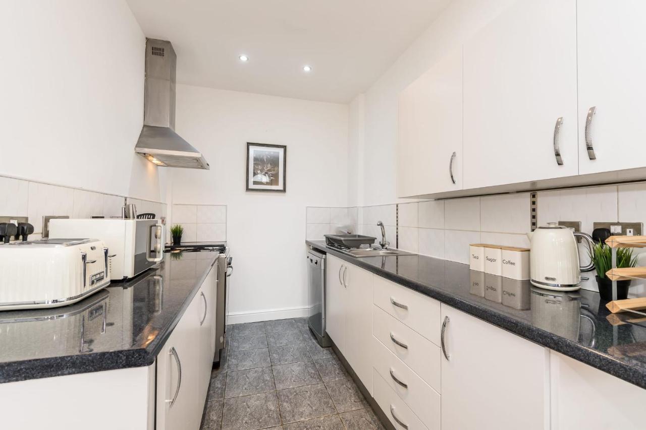 Superb Location, Lovely And Bright 2 Bed Apartment Liverpool Luaran gambar